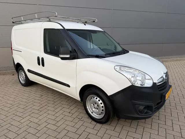Opel Combo 1.3 CDTi L1H1 Edition 2018 Diesel 9