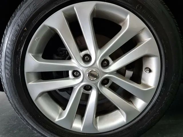 Nissan Juke 1.6 Acenta automaat 2015 Benzine 10