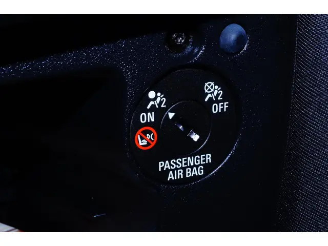 Opel Corsa 1.4 Edition 2015 Benzine 17