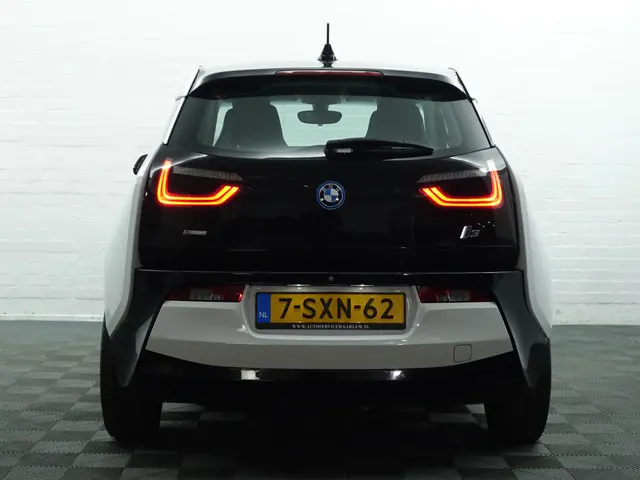 BMW i3 Basis High Executive 22 kWh Aut- 2013 Elektrisch 31