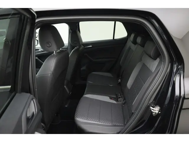 Volkswagen T-Cross 1.0 Tsi 110pk DSG R-Line 2022 Benzine 8