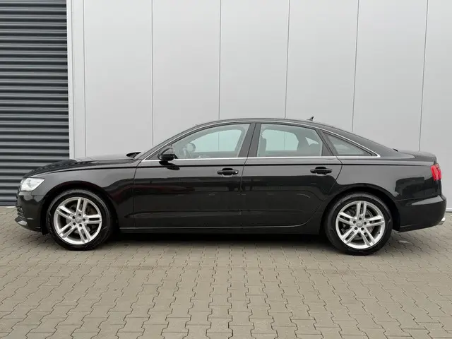 Audi A6 Limousine 2.8 FSI Pro Line Plus 2013 Benzine 8