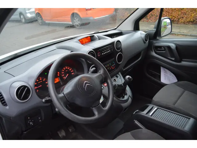 Citroën Berlingo 1.6 BlueHDI 75 Comfort 2017 Diesel 10