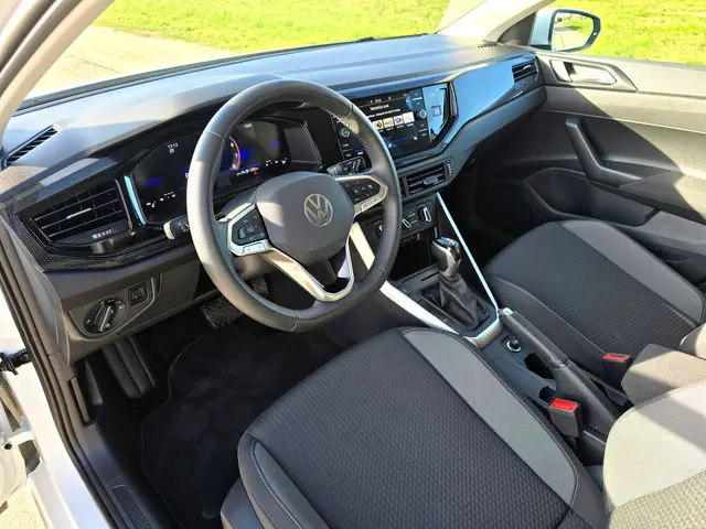 Volkswagen Polo 1.0 TSI Life Edition 2025 Benzine 22