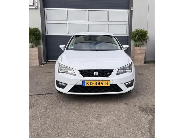 SEAT Leon 1.4 EcoTSI FR Connect 2016 Benzine 2