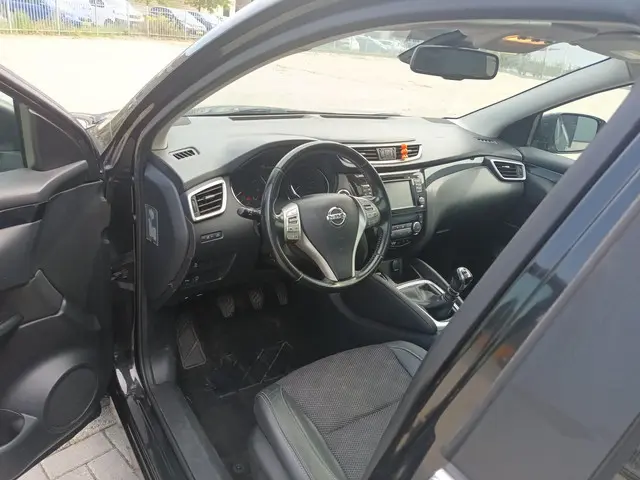 Nissan QASHQAI 1.2 Premier Edition 2014 Benzine 6