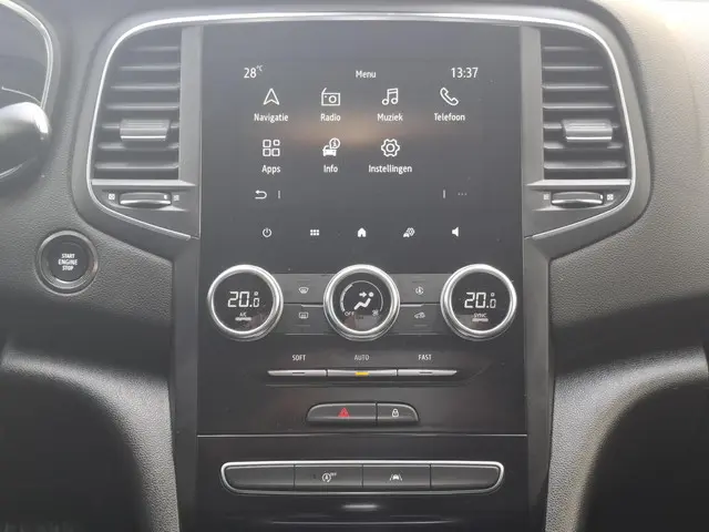 Renault Mégane 1.3 TCe 140 EDC Intens 2022 Benzine 23