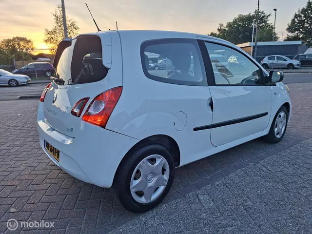Renault Twingo 1.2 16V Parisienne 2014 Benzine 4