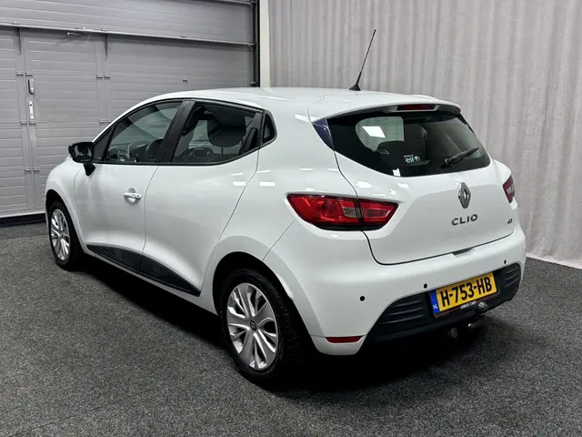Renault Clio 1.5 dCi Ecoleader Life 2017 Diesel 6