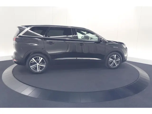 Peugeot 5008 PureTech 130 EAT8 GT Line 2020 Benzine 67