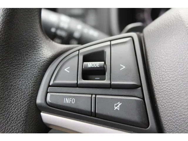 Suzuki Ignis 1.2 Smart Hybrid Select 2021 Benzine 31