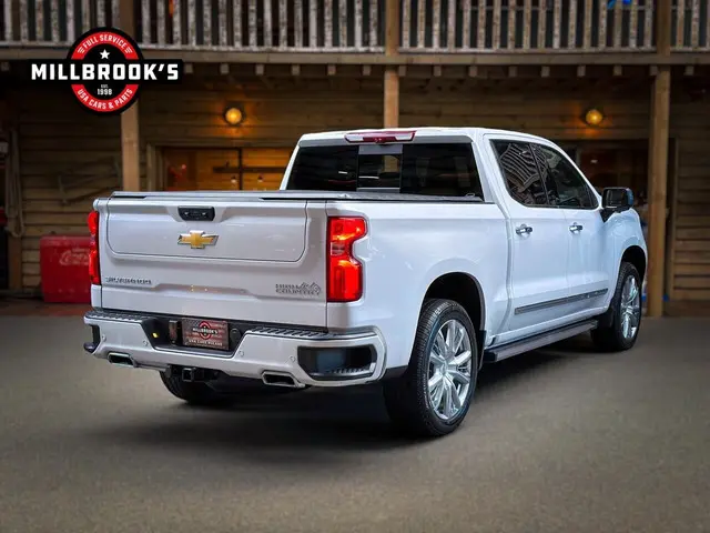 Chevrolet Silverado High Country 6.2 V8, 2024 Benzine 10