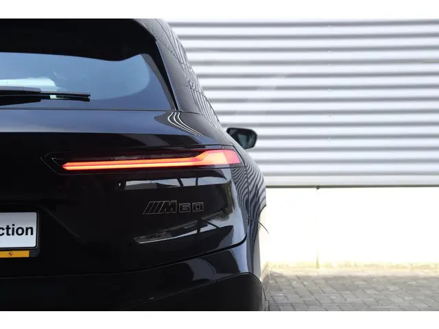 BMW iX M60 2023 Elektrisch 42