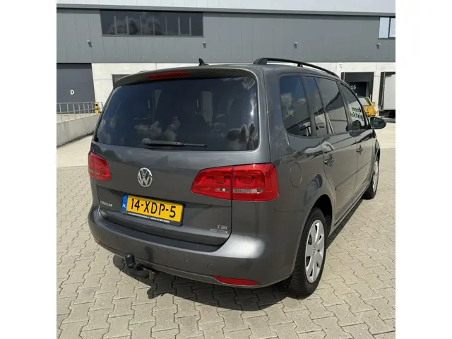 Volkswagen Touran 3