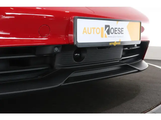 Porsche Taycan Sport Turismo GTS 2022 Elektrisch 18