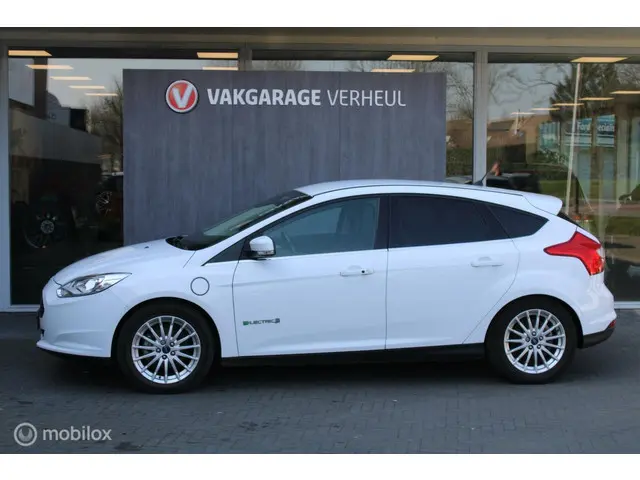 Ford Focus Titanium Electric 2014 Elektrisch 23