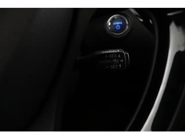 Toyota C-HR 1.8 Hybrid Active 2019 Hybride Benzine 40