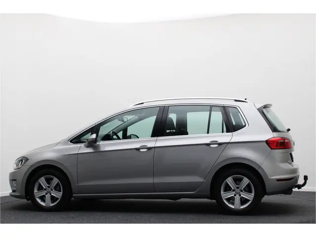 Volkswagen Golf Sportsvan 1.4 TSI Highline 2014 Benzine 17