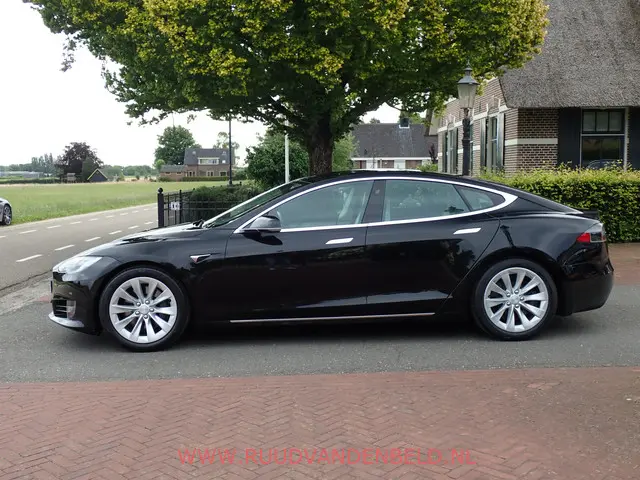 Tesla Model S 75D 2018 Elektrisch 7