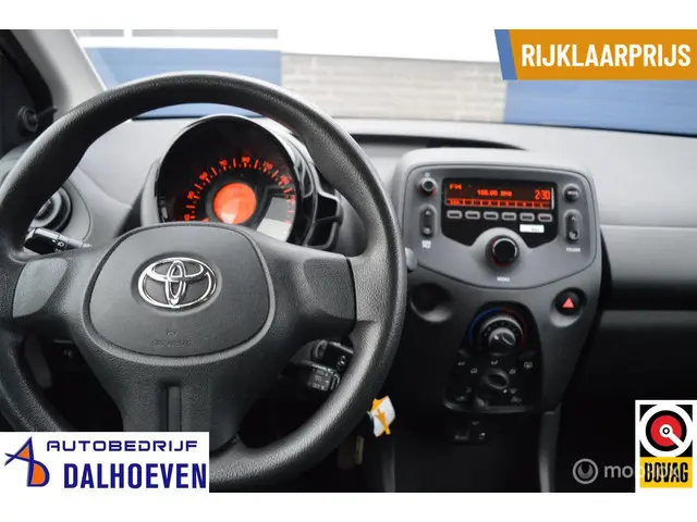 Toyota Aygo 1.0 VVT-i x 2016 Benzine 3