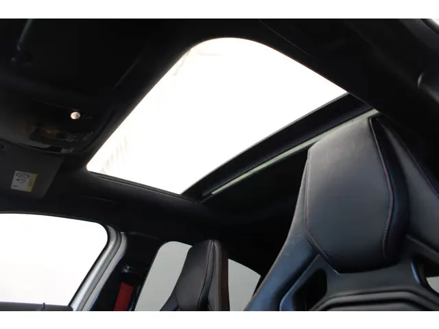 Mercedes-Benz A-Klasse AMG 45 4MATIC 2015 Benzine 15