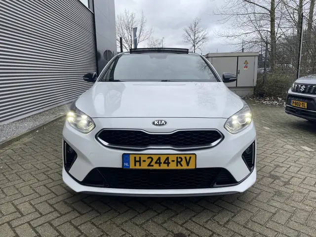 Kia ProCeed 1.4 T-GDI GT-Line Automaat 2020 Benzine 3