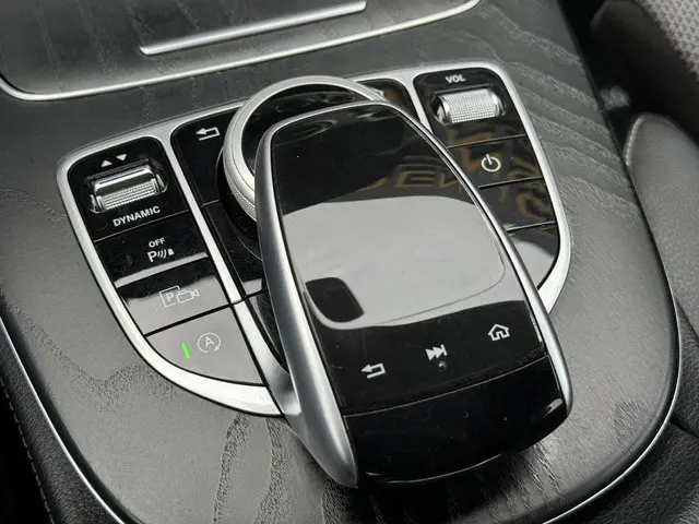 Mercedes-Benz E-Klasse 200 Premium 2018 Benzine 20