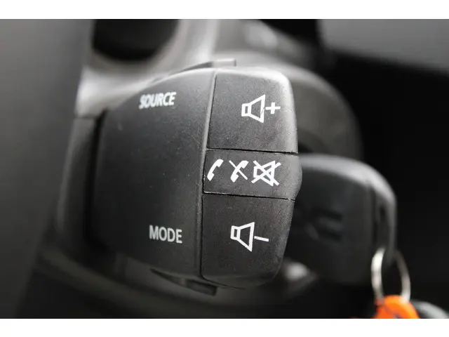 Dacia Duster TCe 130 Journey 2023 Benzine 21
