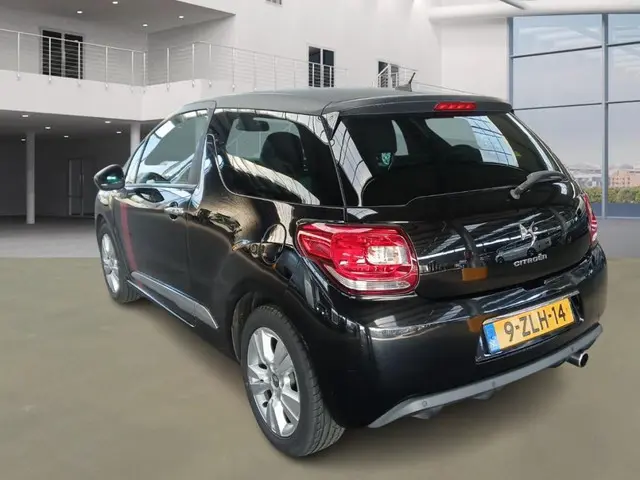 Citroën DS3 1.2 PureTech So Chic 2015 Benzine 4