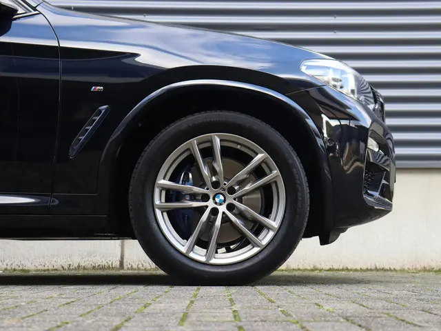 BMW X3 xDrive20i 2020 Benzine 6
