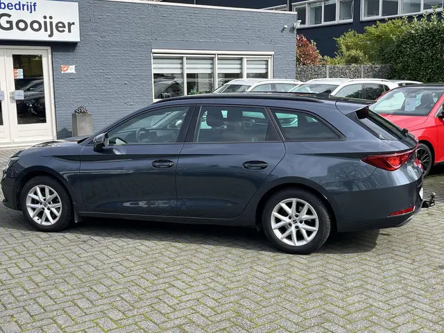 SEAT Leon Sportstourer 1.5 TSI Style 2021 Benzine 6
