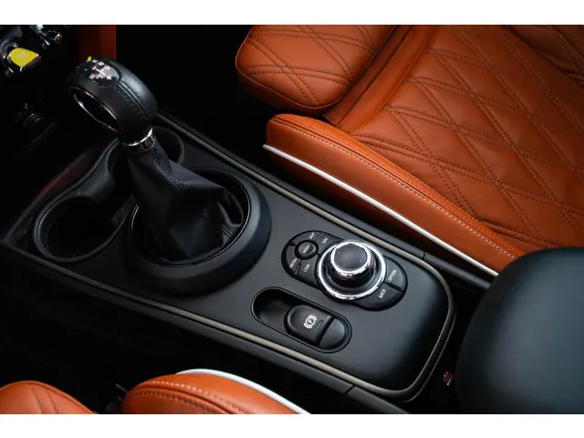 MINI Countryman Cooper SE ALL4 2022 Hybride Benzine 18