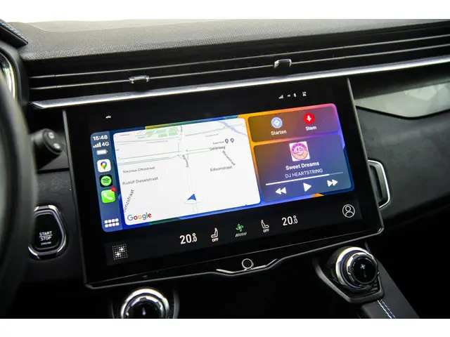 Lynk & Co 01 1.5 Plug-in Hybrid 2022 Hybride Benzine 15