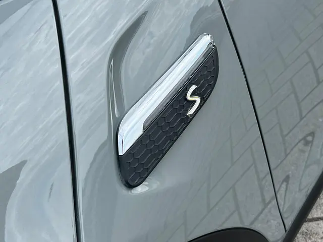 MINI Electric Mini Essential 33 kWh 2021 Elektrisch 11