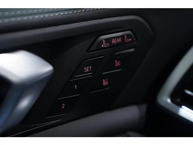 BMW X7 xDrive40i M Sport 2022 Benzine 27