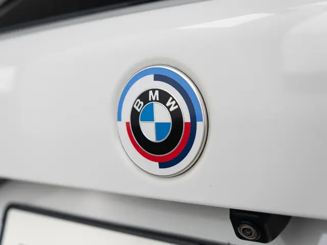 BMW 1 Serie 118i 2022 Benzine 18