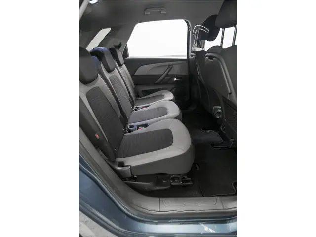 Citroën C4 Picasso 1.2 PureTech Intensive 2016 Benzine 29