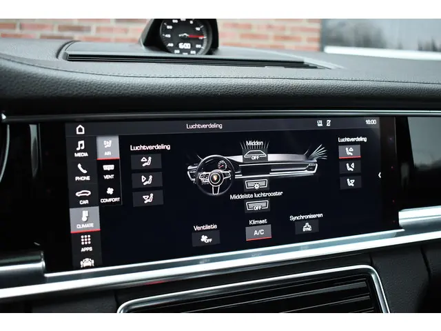 Porsche Panamera Sport Turismo 4 3.0 2017 Benzine 40