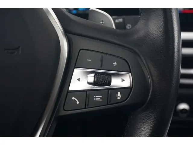 BMW 3 Serie Touring 330e 2022 Hybride Benzine 16