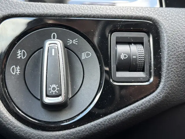 Volkswagen Golf 1.2 TSI Connected Series 2016 Benzine 30