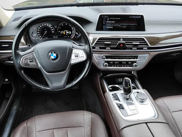 BMW 7 Serie 740i 2016 Benzine 10