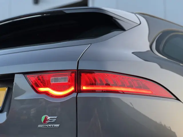 Jaguar F-PACE 3.0 S AWD 30d 2016 Diesel 13