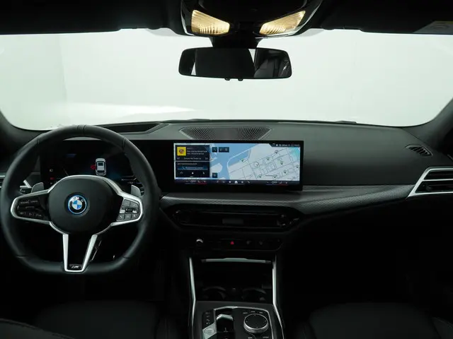 BMW 3 Serie Touring 330e 2025 Hybride Benzine 5