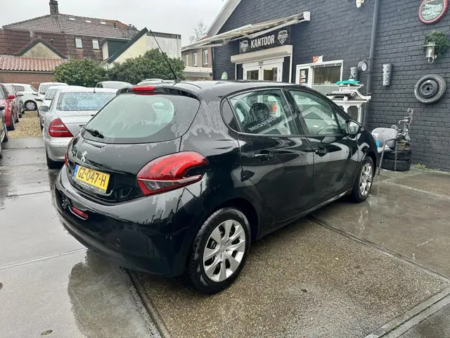 Peugeot 208 1.0 PureTech Access 2015 Benzine 5