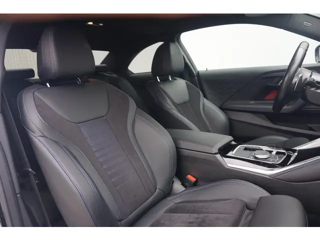 BMW 2 Serie Coupé 218i 2024 Benzine 10