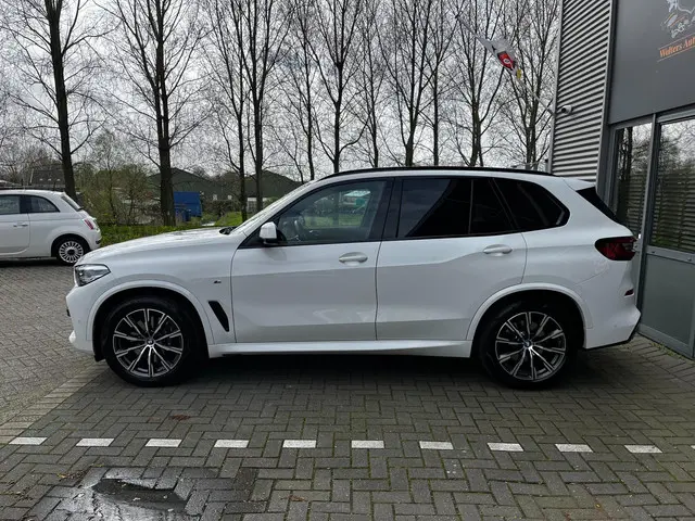 BMW X5 XDrive30d High Executive 2022 Hybride Diesel 4