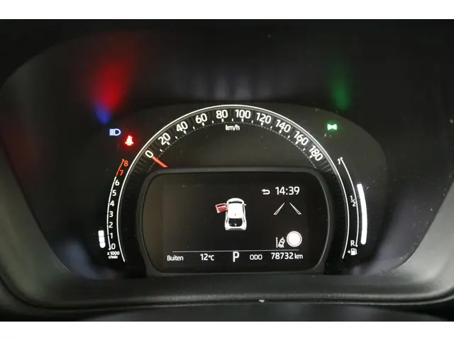 Toyota Aygo X 1.0 VVT-i S-CVT Play 2023 Benzine 13