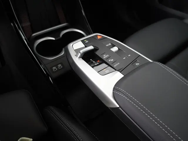 BMW X1 sDrive18i 2025 Benzine 23