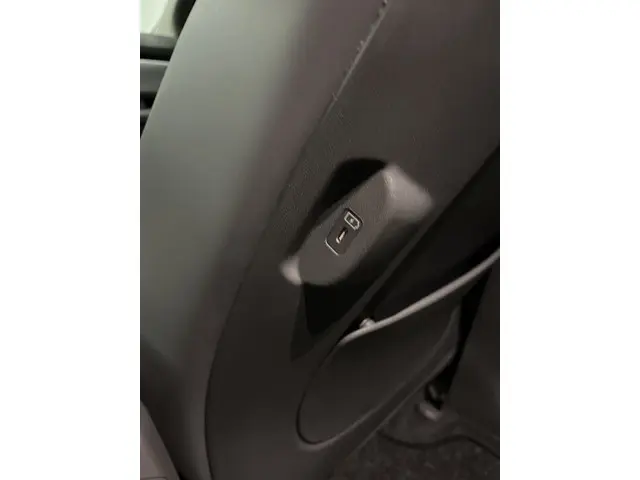 Kia EV3 Plus Advanced 81.4 kWh 2025 Elektrisch 42