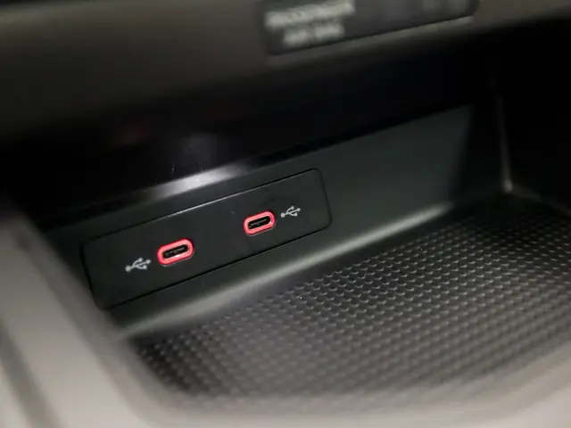 SEAT Ibiza 1.0 TSI FR Sport 2020 Benzine 27